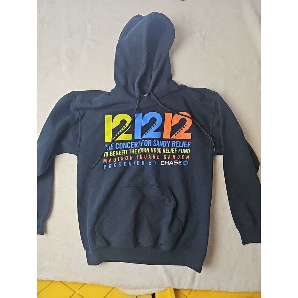 Black Hoodie Medium Concert For Sandy Relief Fun Madison Chase 121212